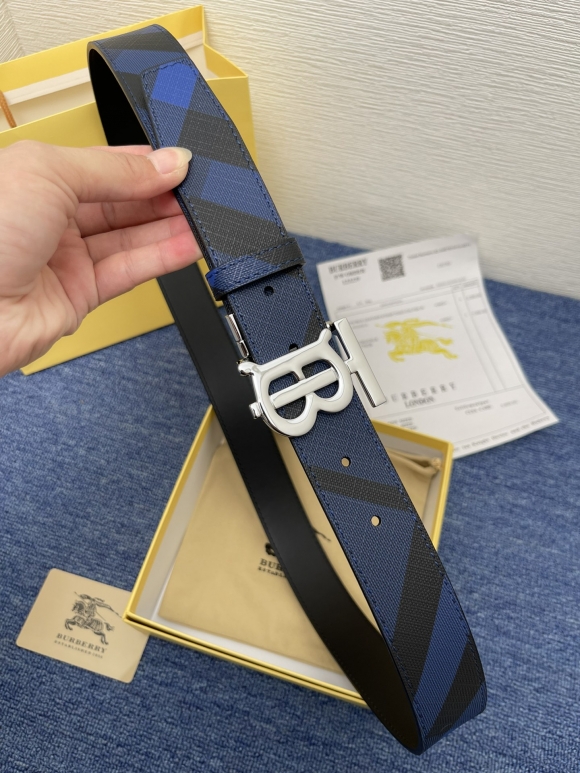 Burberry-Belts