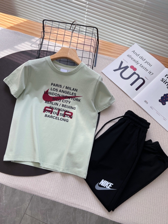 Boys set