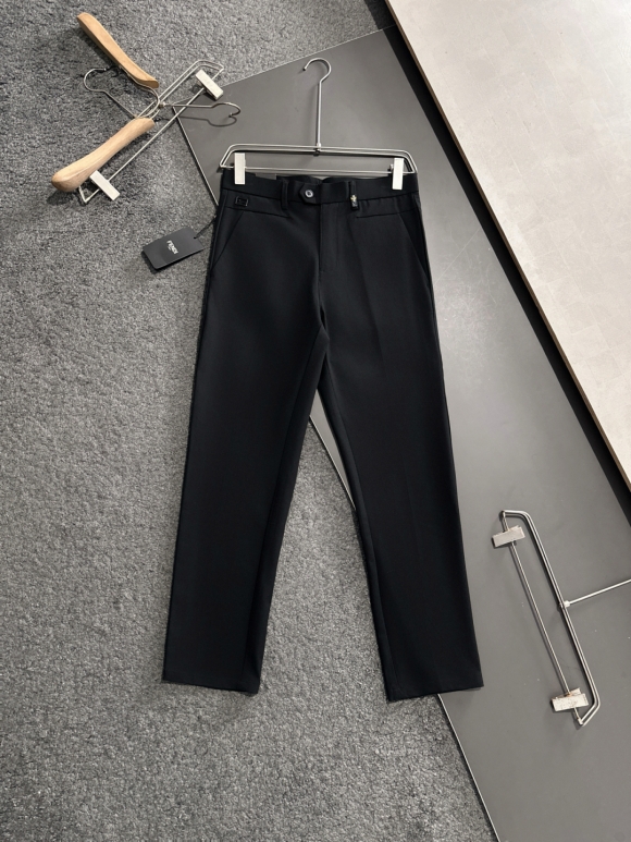 Suit