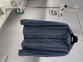 Hoodies & Sweatshirts