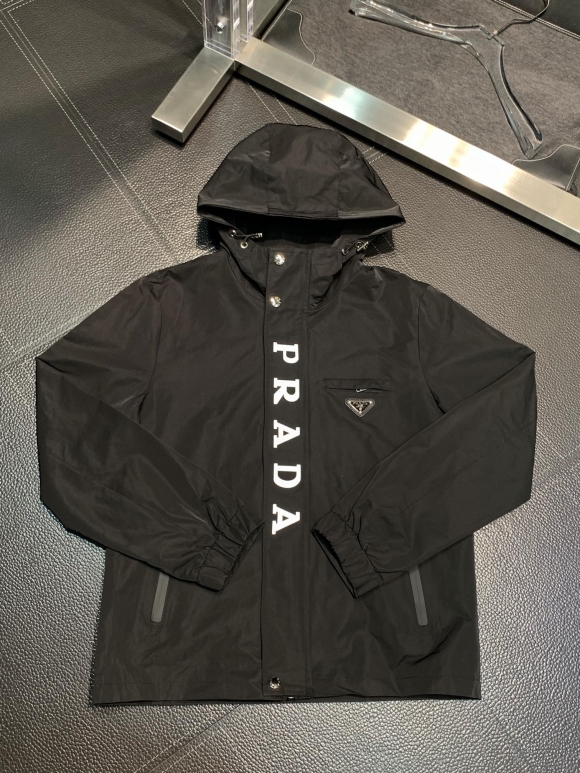 Hoodies & Sweatshirts Hoodies & Sweatshirts