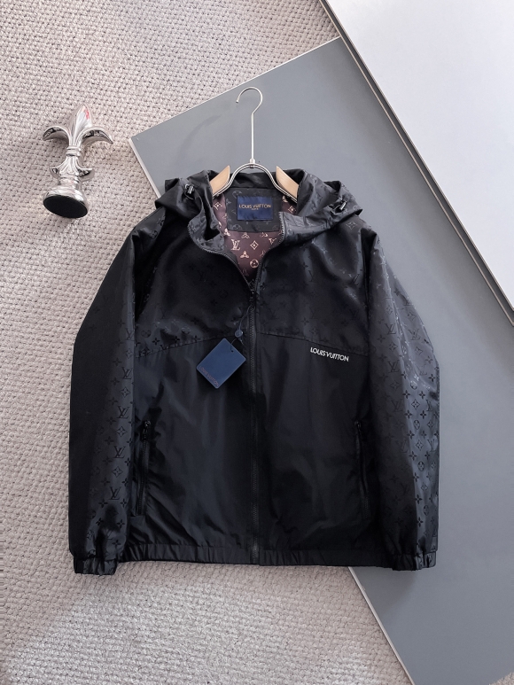 Hoodies & Sweatshirts Hoodies & Sweatshirts