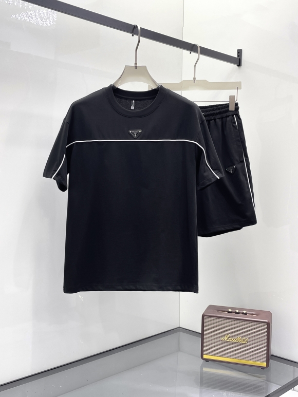 Leisure suit Leisure suit