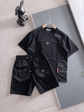 Leisure suit Leisure suit