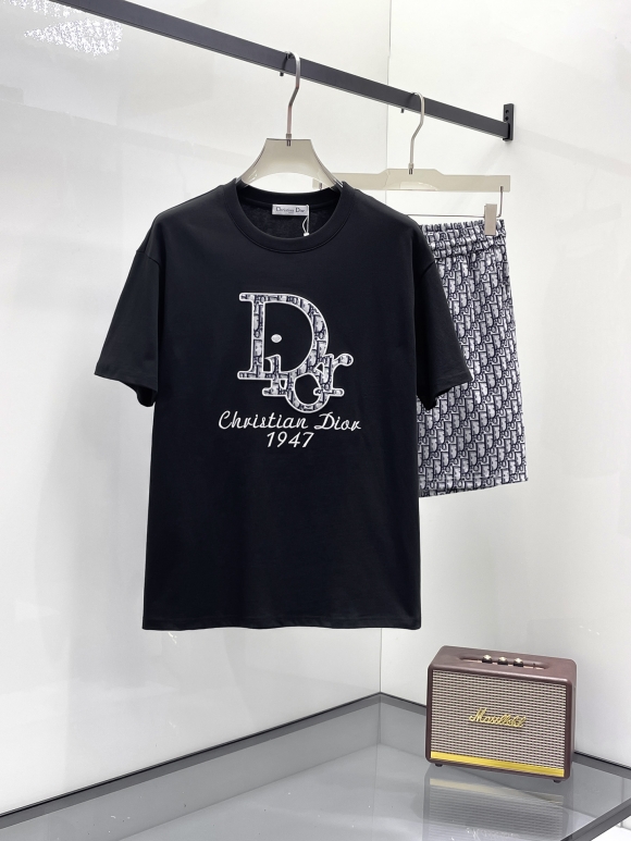 Leisure suit Leisure suit