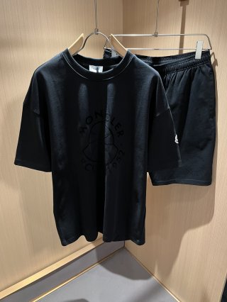 Leisure suit Leisure suit