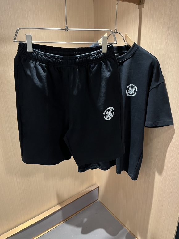 Leisure suit Leisure suit