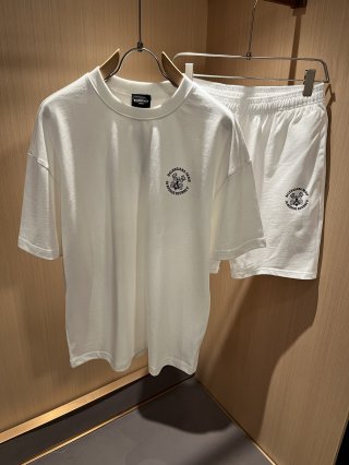 Leisure suit Leisure suit