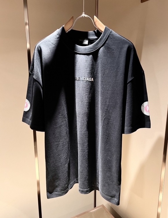 Leisure suit Leisure suit