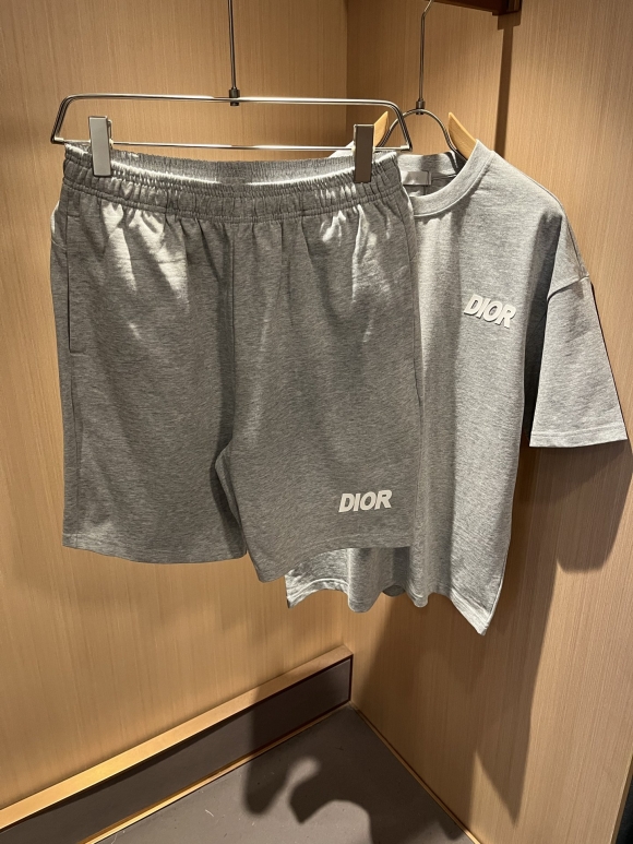 Leisure suit Leisure suit