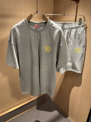 Leisure suit Leisure suit