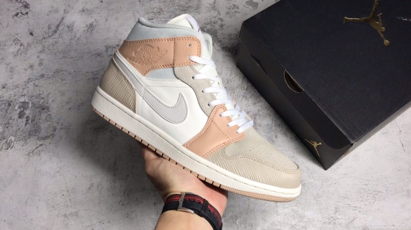 AirJordan1MidSHOES
