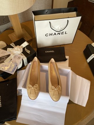 Womens shoes collection