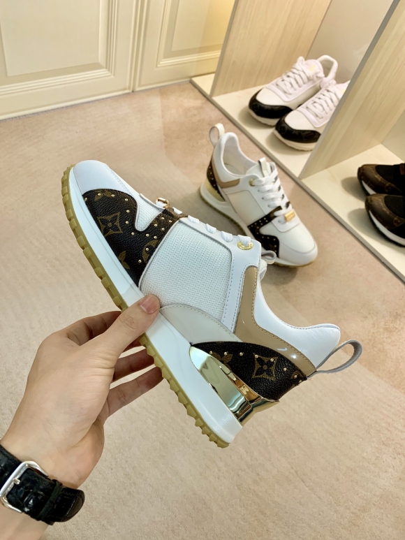 LVShoes