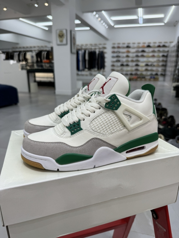 AirJordan4SHOES