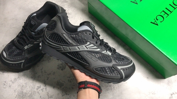 BVSHOES