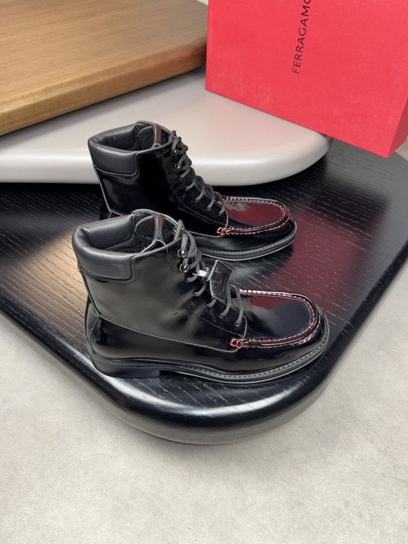 FerragamoSHOES