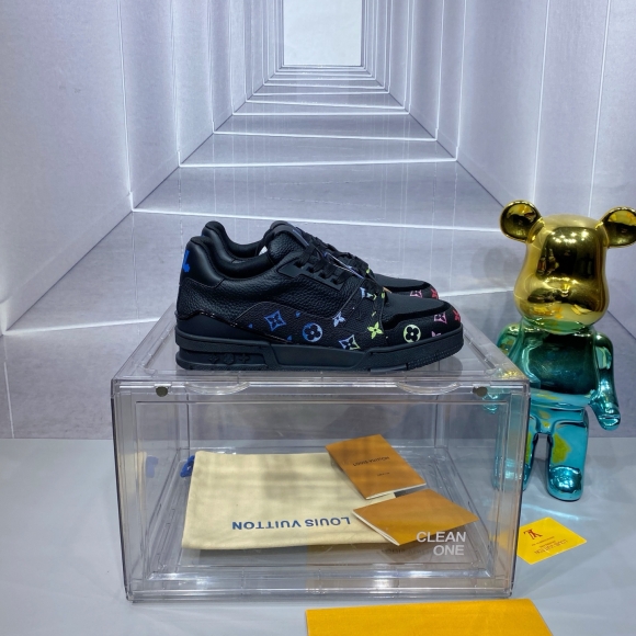 LVShoes