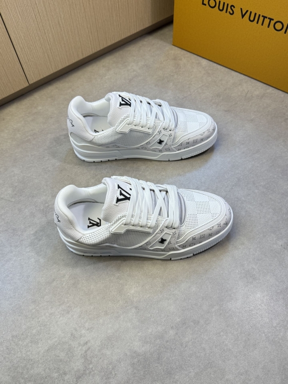 LVShoes