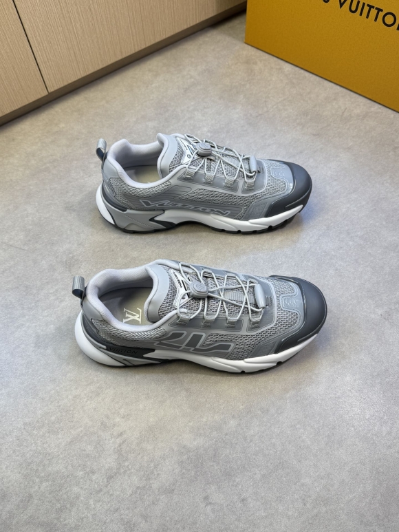 LVShoes