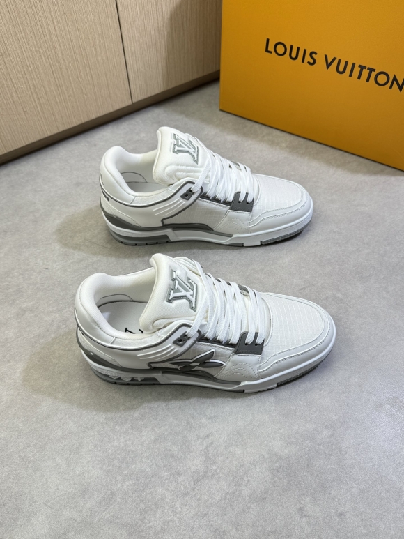 LVShoes