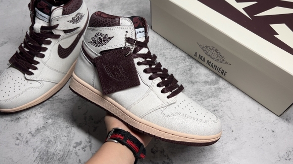 AirJordan1HighSHOES