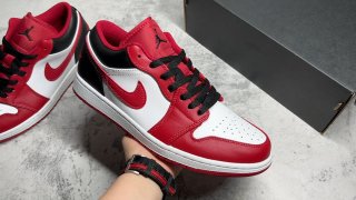 AirJordan1LowSHOES
