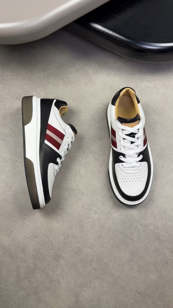 BallySHOES