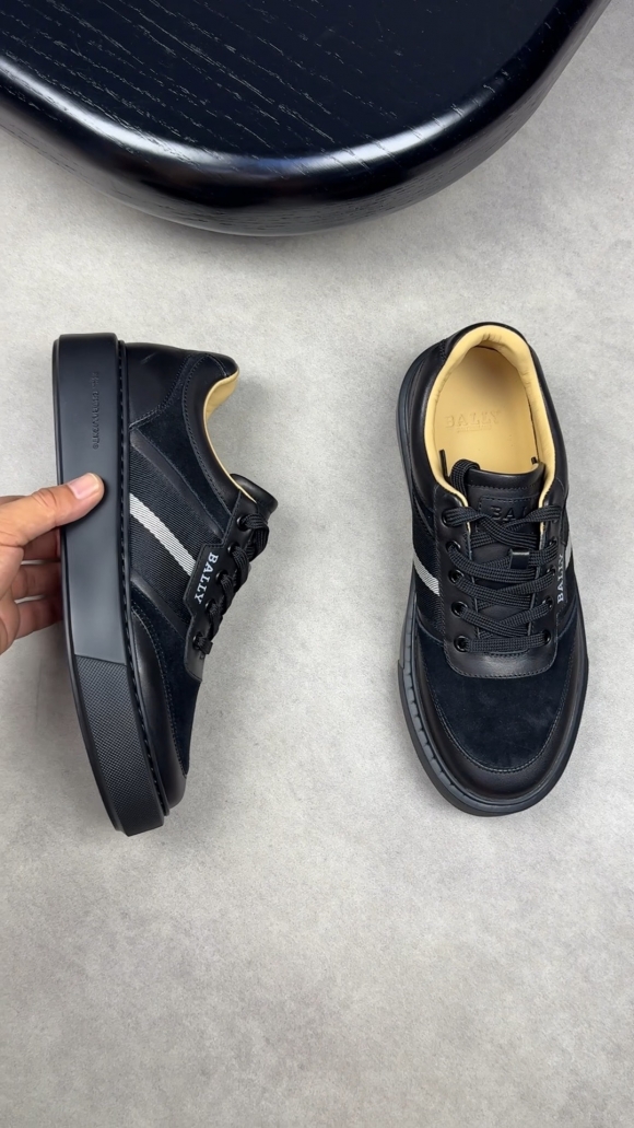 BallySHOES