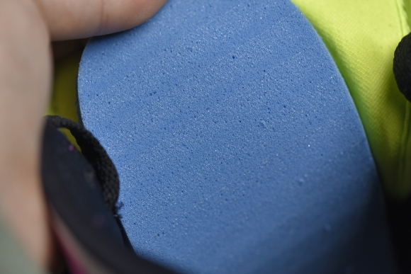 AirJordan1MidSHOES