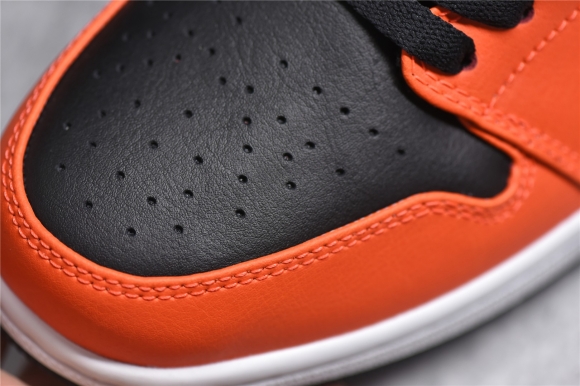 AirJordan1LowSHOES