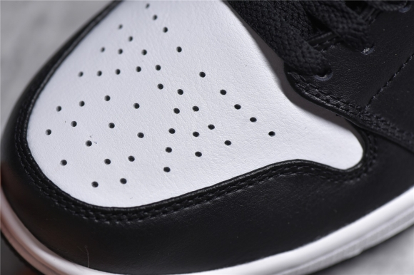 AirJordan1MidSHOES