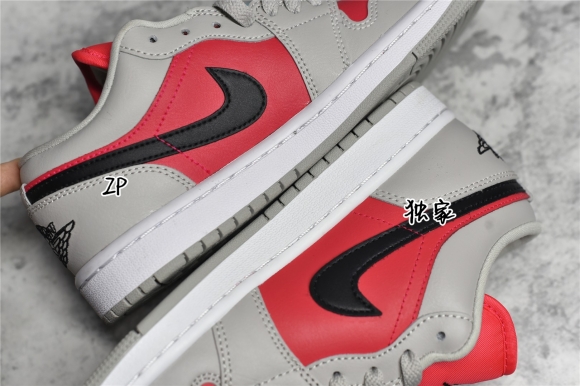 AirJordan1LowSHOES