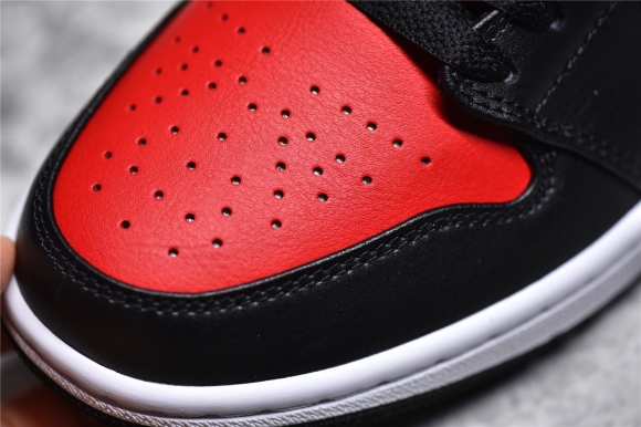 AirJordan1MidSHOES