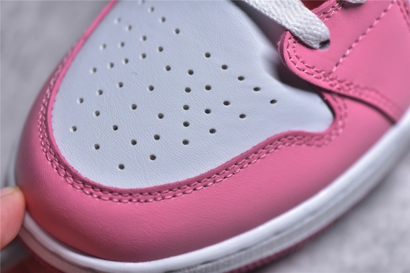 AirJordan1MidSHOES