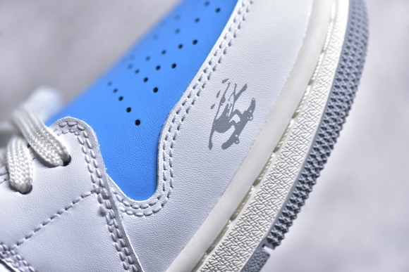 AirJordan1LowSHOES