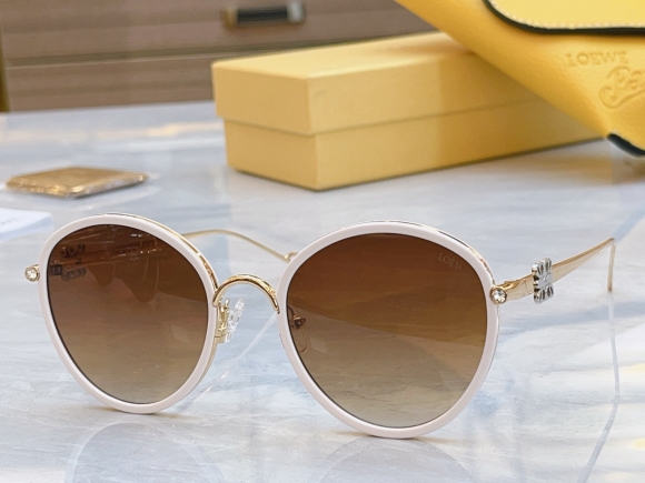 Loewe-5