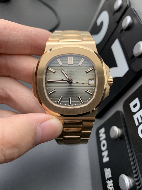 PATEK PHILIPPE