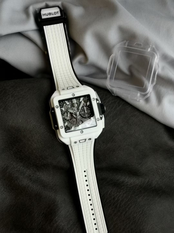 Hublot Hublot