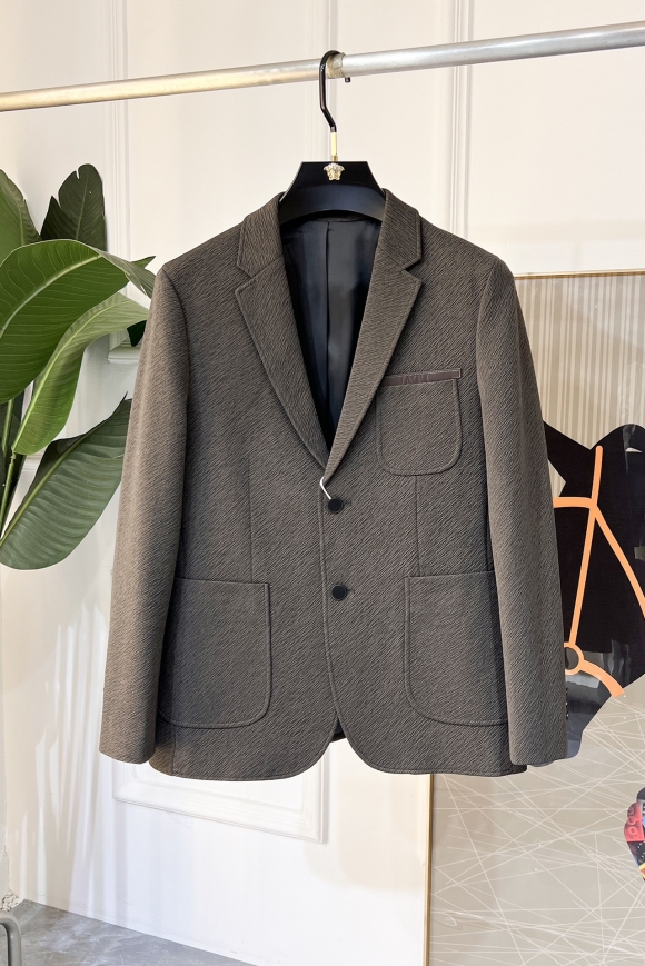 Suit