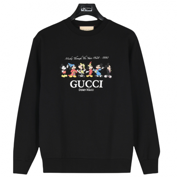 Hoodies & Sweatshirts