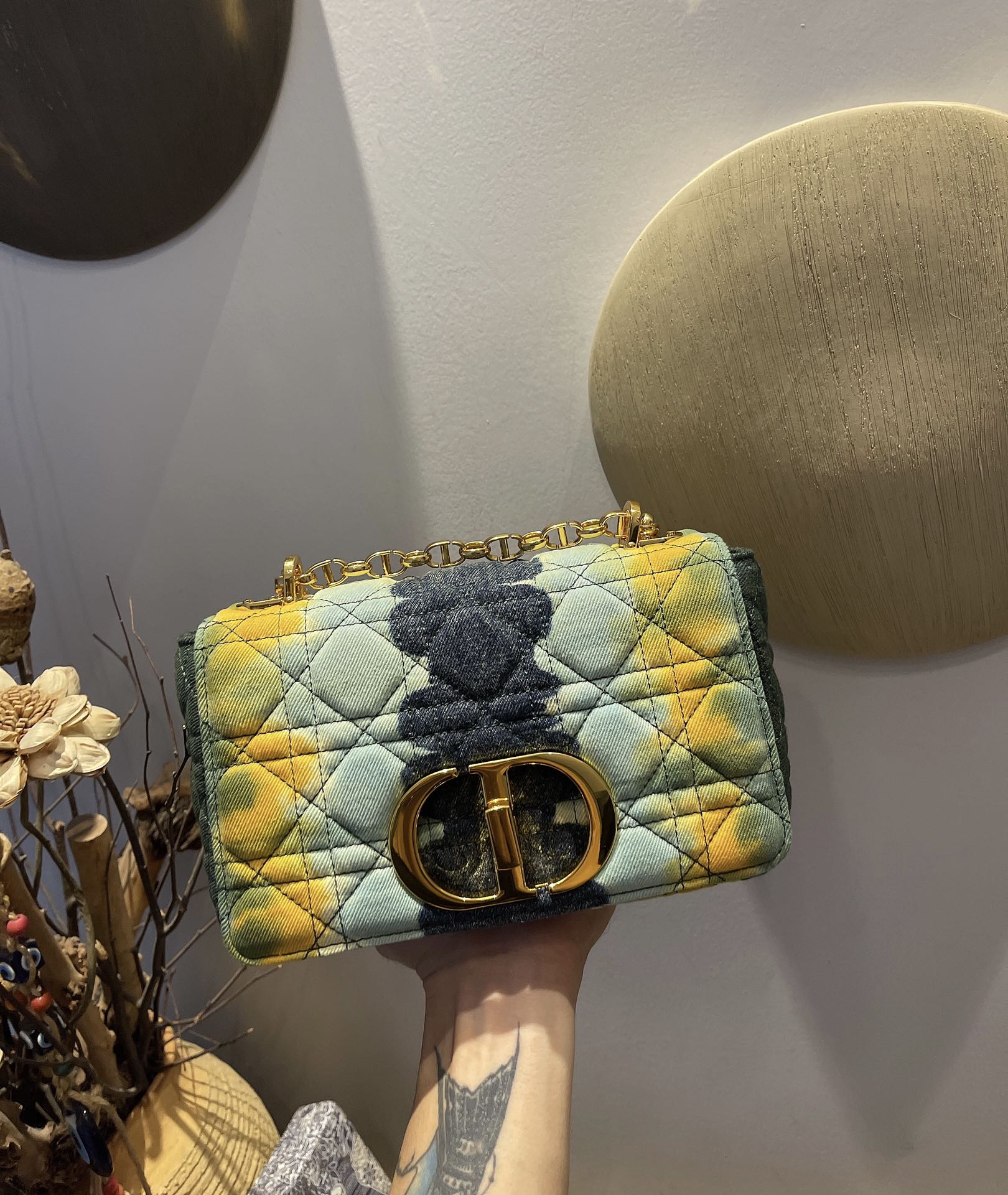 Dior