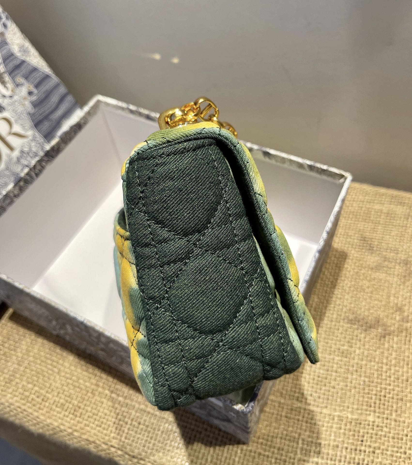 Dior