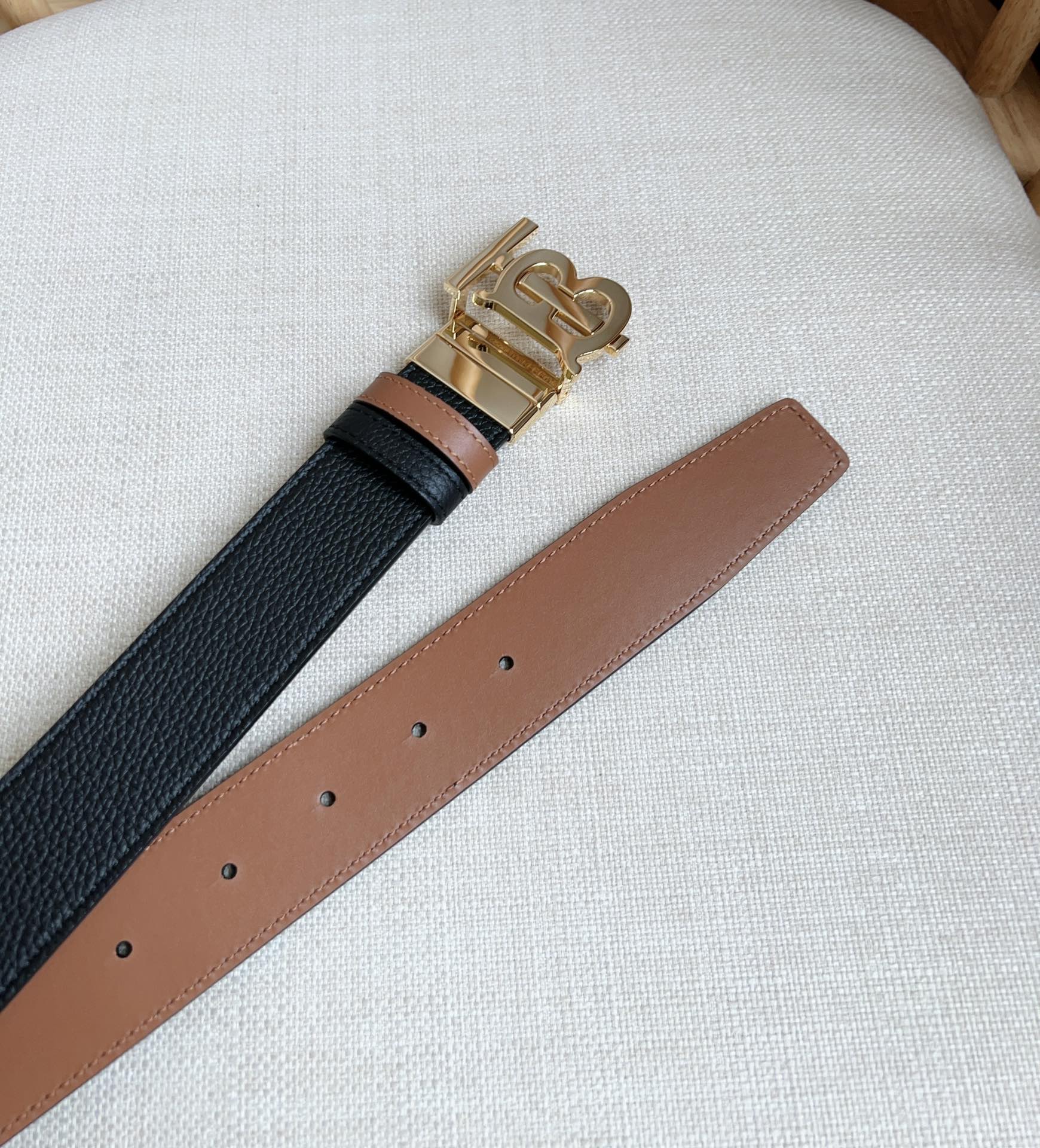 Burberry-Belts