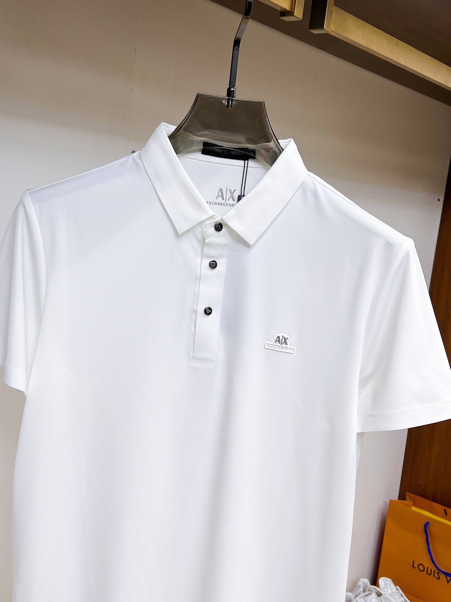 Polos