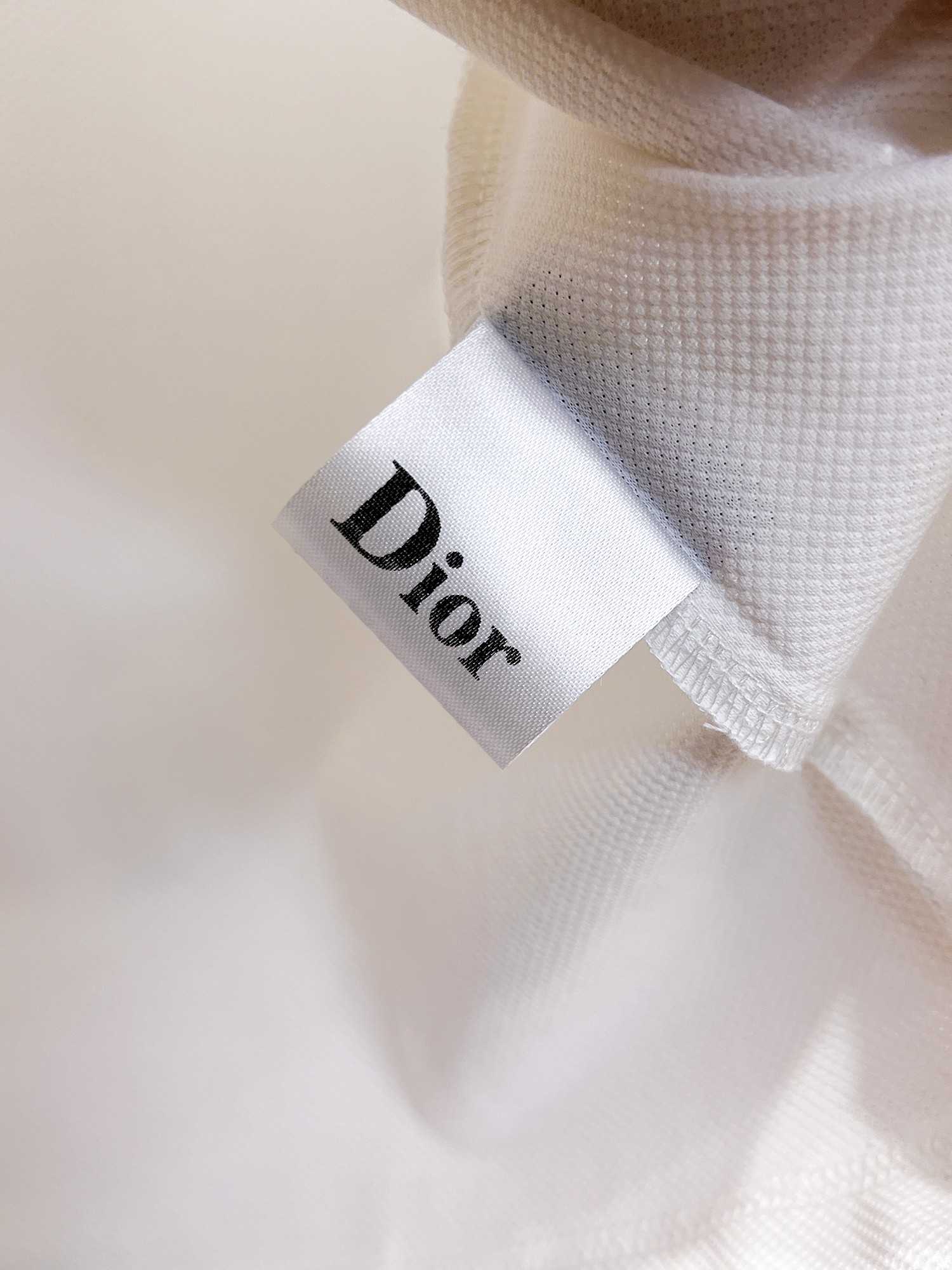 Polos