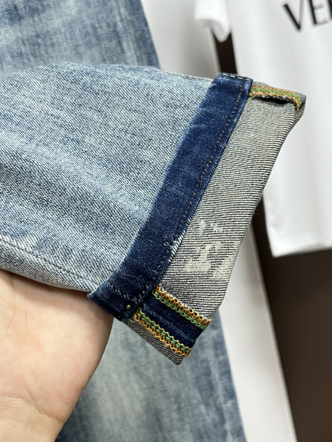 jeans