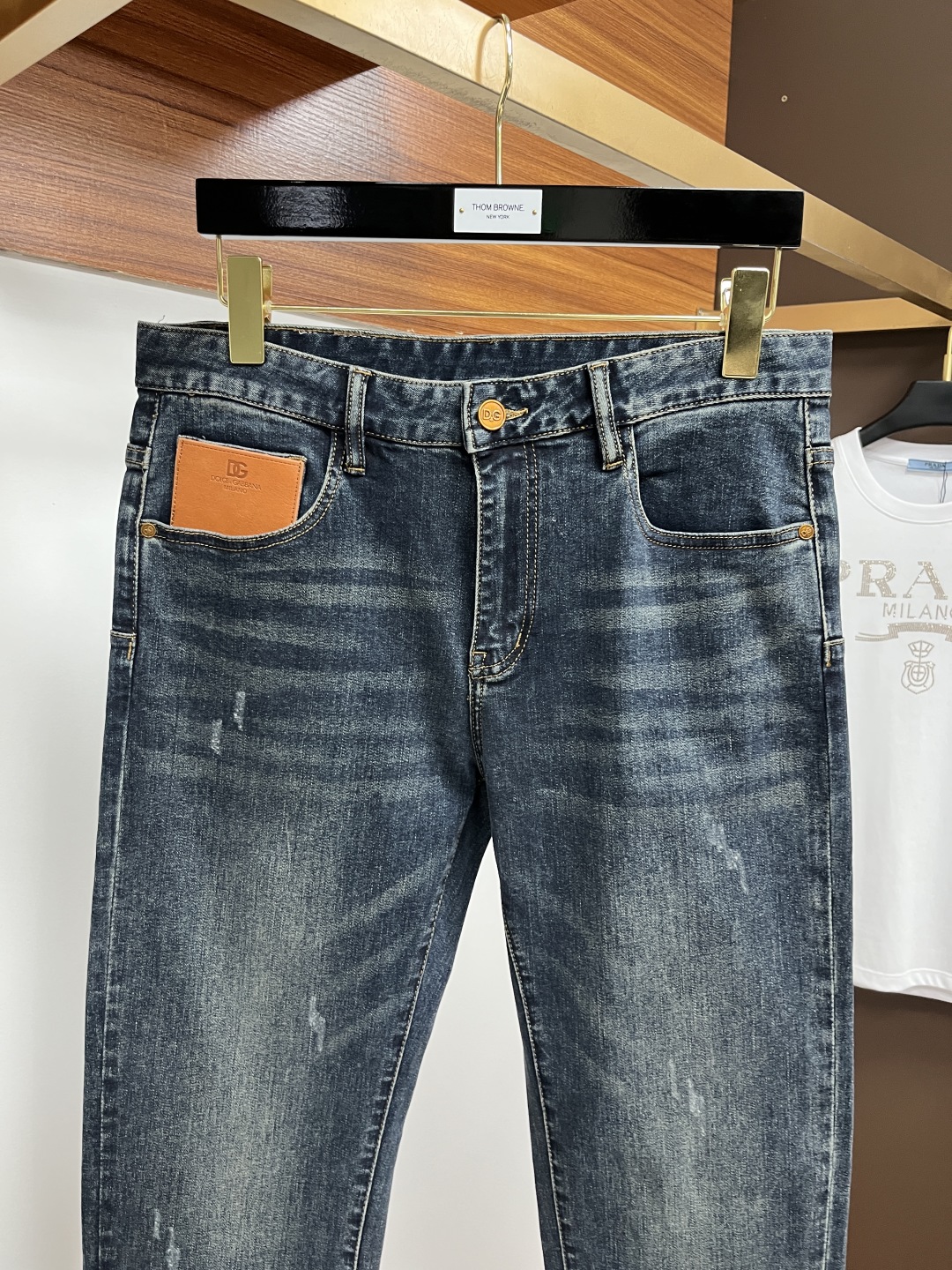 jeans
