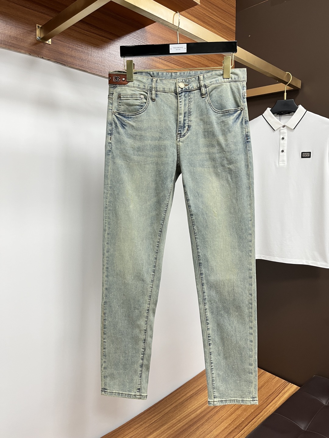 jeans