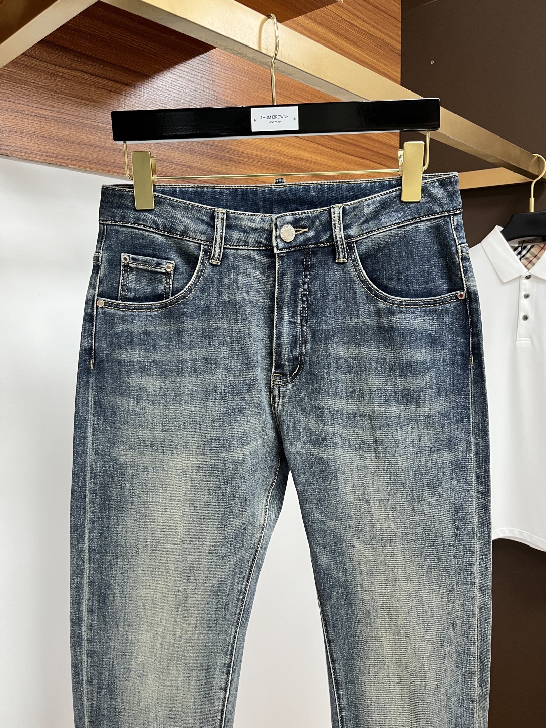 jeans